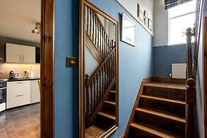 Blackfriars Residence - Beautiful Home