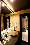 Miro Shichijo Hanabatakecho Tei