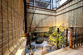 Miro Shichijo Hanabatakecho Tei