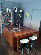 Central Apartment for the Fringe