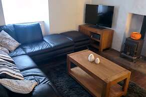 Central Apartment for the Fringe