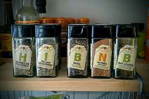 Central Apartment for the Fringe