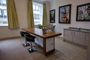 The Castle Collection - 14 Cook Street
