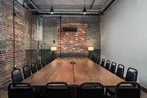 Moxy Chattanooga Downtown