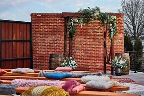 Moxy Chattanooga Downtown