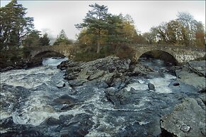 The Falls Of Dochart Inn