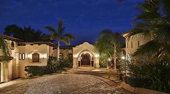 Casa Costa  by Cabo Platinum