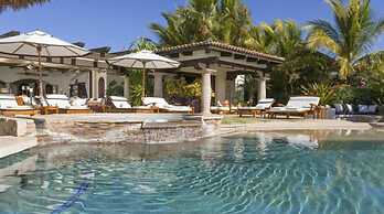 Casa Costa  by Cabo Platinum