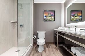 Cambria Hotel College Park