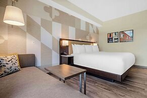 Cambria Hotel College Park