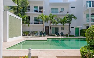 Pelicanos Condominium by ChezPlaya