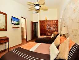 Mar y Sol Villa by ChezPlaya