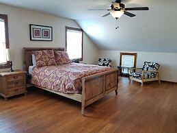 The Lofts at Mendelbaum Cellars
