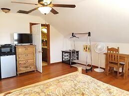 The Lofts at Mendelbaum Cellars