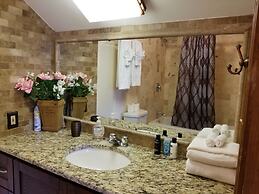 The Lofts at Mendelbaum Cellars