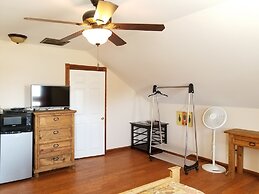 The Lofts at Mendelbaum Cellars