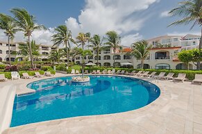 Xaman Ha Condominium by ChezPlaya