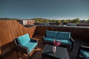 Parc Avenue Residence Mile End