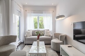 Parc Avenue Residence Mile End