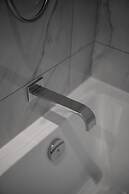 Parc Avenue Residence Mile End