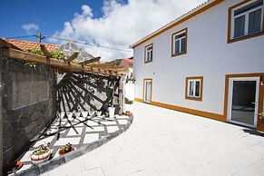 Casa d'Avó Guesthouse