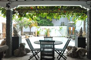 Watusaman Homestay By The Grand Java