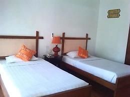 Lawkanat Hotel