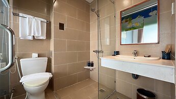 Tom Hill Boutique Resort & Spa