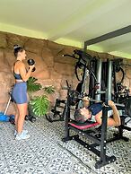 Tom Hill Boutique Resort & Spa