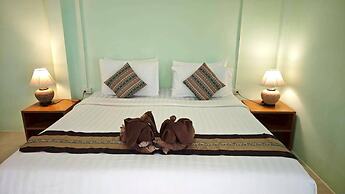 Dong Talay Lipe Beach Resort