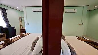 Dong Talay Lipe Beach Resort