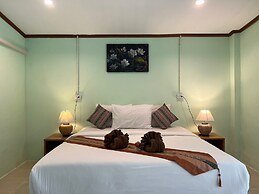 Dong Talay Lipe Beach Resort