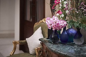 The Rose Residence Bangkok