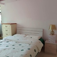 Dalian Xiuzhu Building Apartment