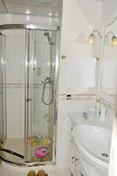 Dalian Xiuzhu Building Apartment