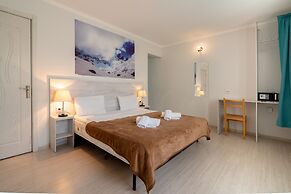 Hotel TATO