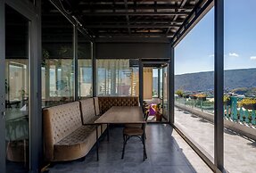 Hotel TATO