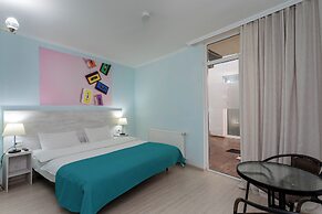 Hotel TATO