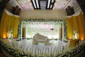 Hotel Lance International