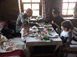 Sirince Dogadaki Evler