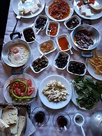 Sirince Dogadaki Evler