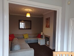 Huku Kwetu - Milton House