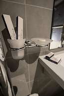 Emotional Grand Motel