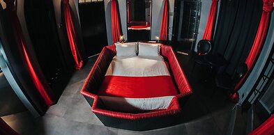 Emotional Grand Motel