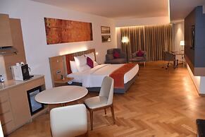 Novotel Vijayawada Varun Hotel