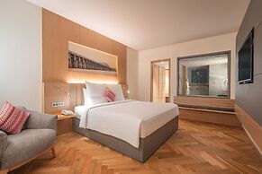 Novotel Vijayawada Varun Hotel