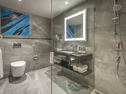 Novotel Vijayawada Varun Hotel