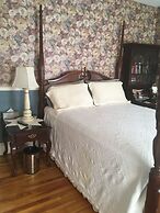 Fleetwood House Bed & Breakfast