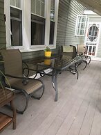 Fleetwood House Bed & Breakfast