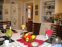 Fleetwood House Bed & Breakfast